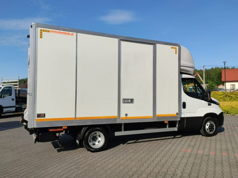 Iveco Daily 35C14 Hi-Matic Do 3,5tony Kontener8-Palet Winda Drzwi Boczne Grudzień 2019r