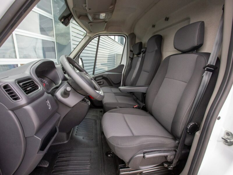 Renault Master L3H2 2.3 150KM Blaszak 2023r.