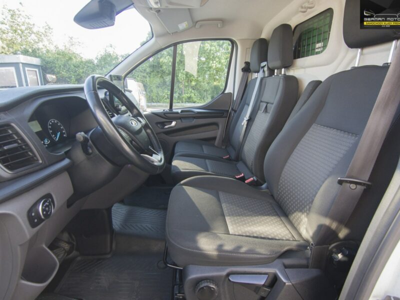 Ford Transit Custom 300 L2H1 LIFT / LEDY / Kamera Cofania / Automat / Bezwypadkowy / FV23%