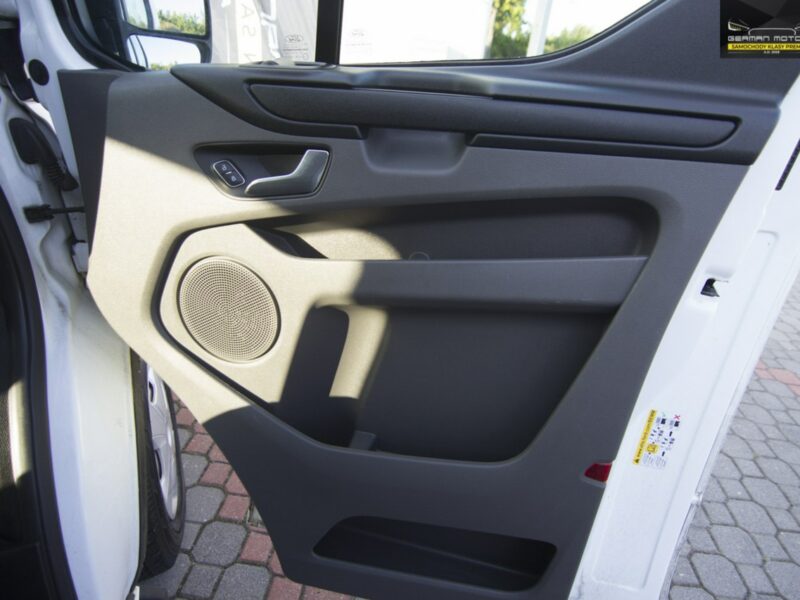 Ford Transit Custom 300 L2H1 LIFT / LEDY / Kamera Cofania / Automat / Bezwypadkowy / FV23%