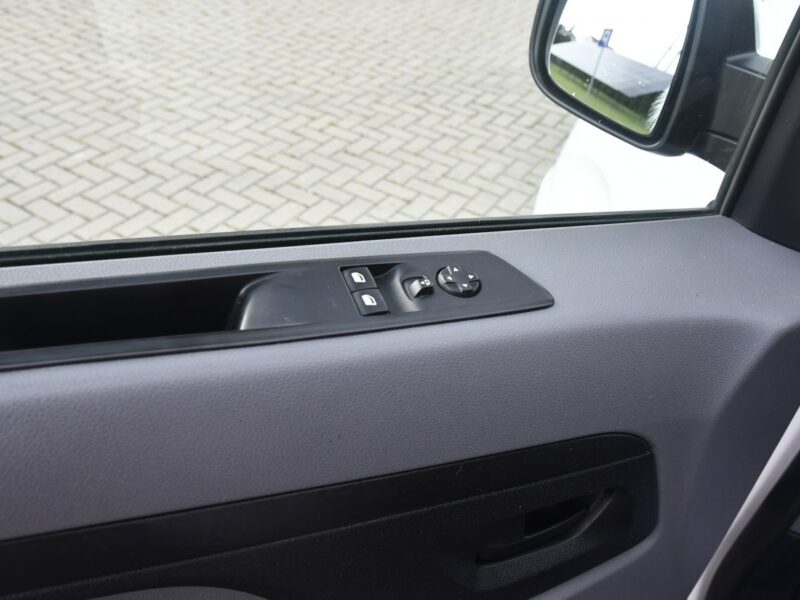 Peugeot Expert 2,0hdi 6 Osób.Klimatyzacja.Tempomat.EL.Szyby.Navi>Serwis.OKAZJA