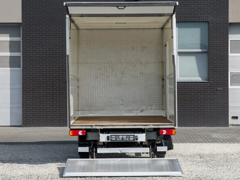 Renault Master 2.3 KONTENER + WINDA UDT W CENIE Salon PL Leasing bez wpłaty własnej