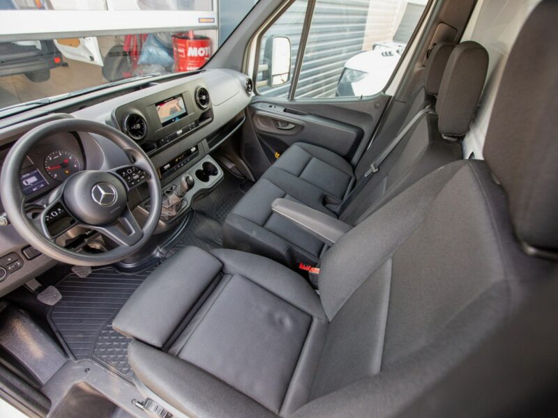 Mercedes Sprinter 316 2.2 cdi Kontener winda 750kg