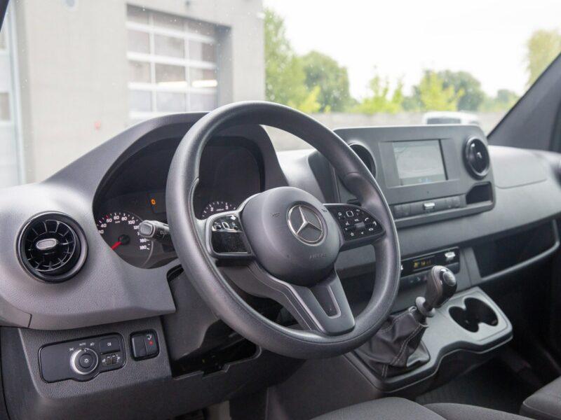 Mercedes Sprinter 316 2.2 cdi Kontener winda 750kg