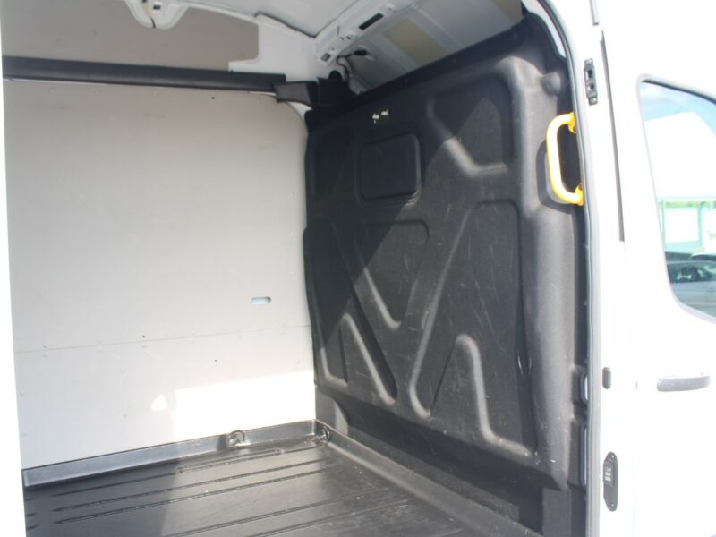 Ford Transit L4H1 VAT-1 Gwarancja Trend