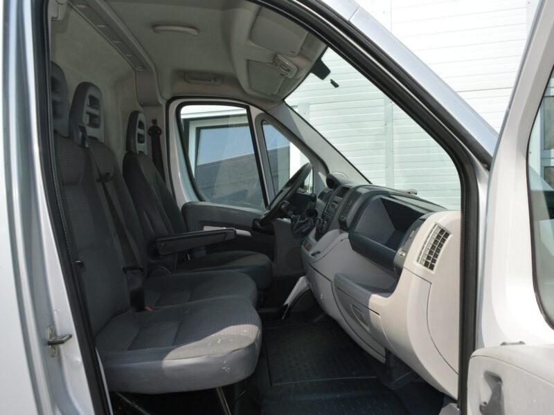 Citroen Jumper 2.2 HDI NOWE OPONY DMC-3300 kg Klimatyzacja 187 tys.km.