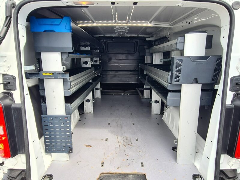 Citroen Jumpy LONG 2.0 HDI 3-Osobowy Zadbudowa Navi Kamera 2xPDC Półskóry Asystent