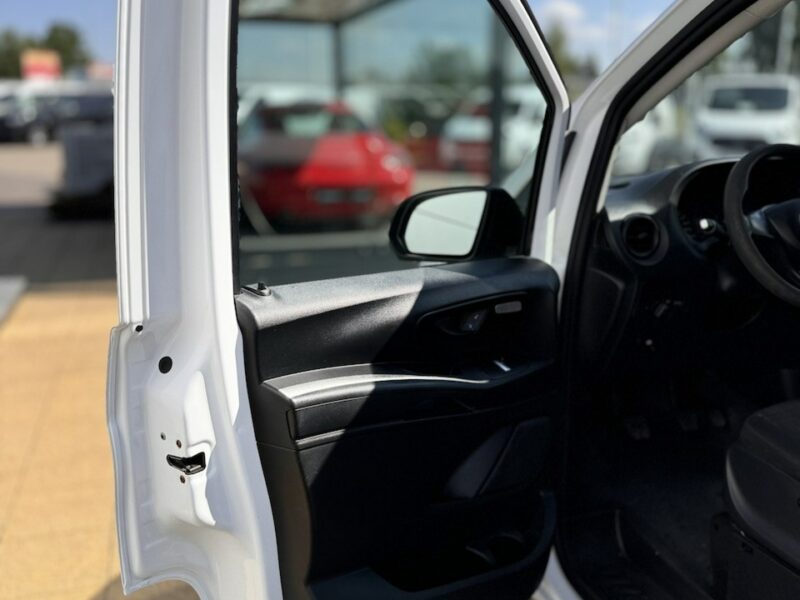 Mercedes Vito Vito 111cdi 114Ps , wersja Long, Vat-1