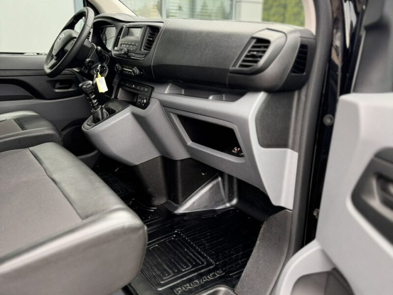 Toyota ProAce 1.5 120Ps, Comfort L2 , VAT-1, Bezwypadkowy, netto 49999