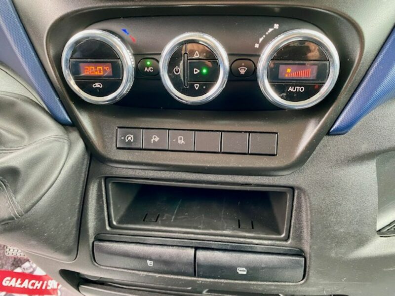 Iveco Daily SALON PL / VOLL / AUTOMAT / 97 tys.km / NAVI / KAMERA / Gwarancja