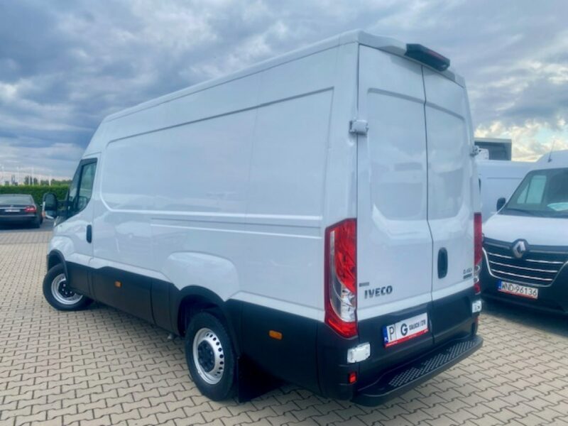 Iveco Daily SALON PL / VOLL / AUTOMAT / 97 tys.km / NAVI / KAMERA / Gwarancja