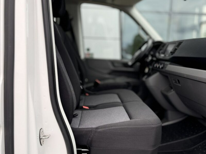 Volkswagen Crafter Crafter 2.0Tdi 177Ps Kontener + chłodnia, DSG , Vat-2 , netto 70999pln