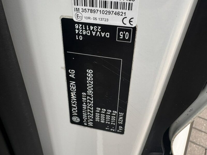 Volkswagen Crafter Crafter 2.0Tdi 177Ps Kontener + chłodnia, DSG , Vat-2 , netto 70999pln