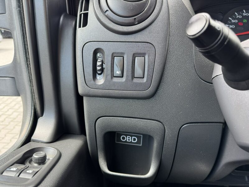 Renault Master 7 Osób Brygadówka DOKA Zabudowa Wywrotka (nie IVECO, VOLKSWAGEN)