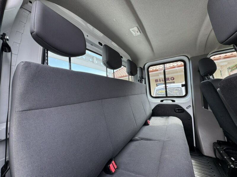 Renault Master 7 Osób Brygadówka DOKA Zabudowa Wywrotka (nie IVECO, VOLKSWAGEN)