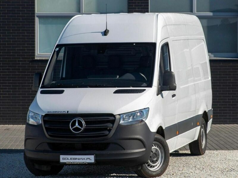 Mercedes Sprinter L2H2 317 CDI *ŚREDNI* kamera cofania ekran dotykowy hak