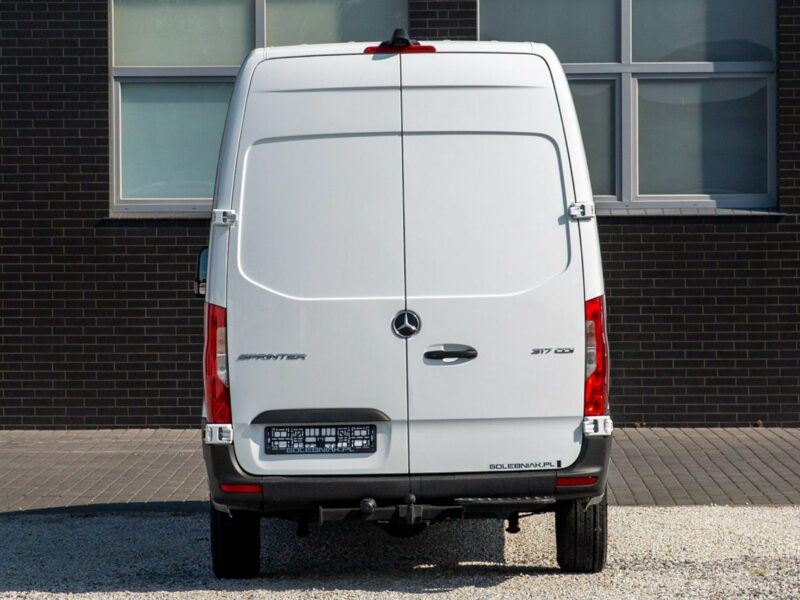 Mercedes Sprinter L2H2 317 CDI *ŚREDNI* kamera cofania ekran dotykowy hak