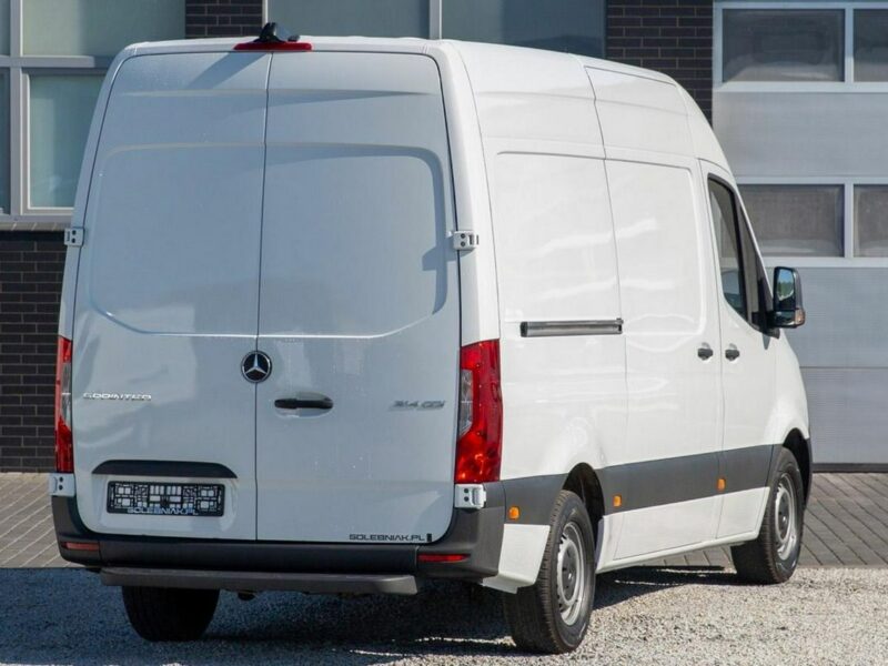 Mercedes Sprinter L2H2 317 CDI *ŚREDNI* kamera cofania ekran dotykowy hak