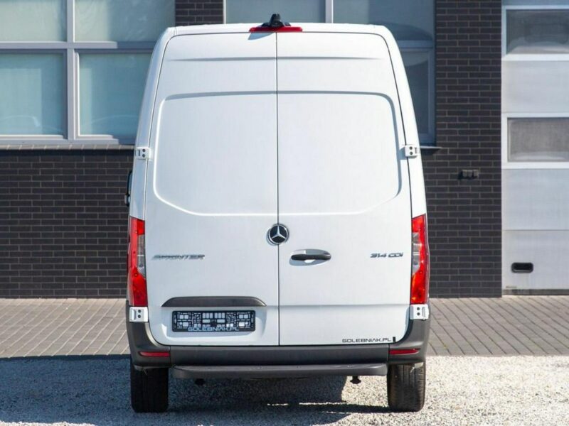 Mercedes Sprinter L2H2 317 CDI *ŚREDNI* kamera cofania ekran dotykowy hak