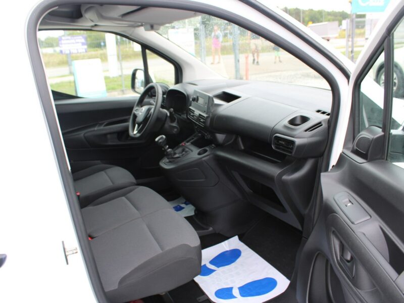 Opel Combo 3osob.XL EnJoy Vat-1 F-vat Salon Polska Gwarancja