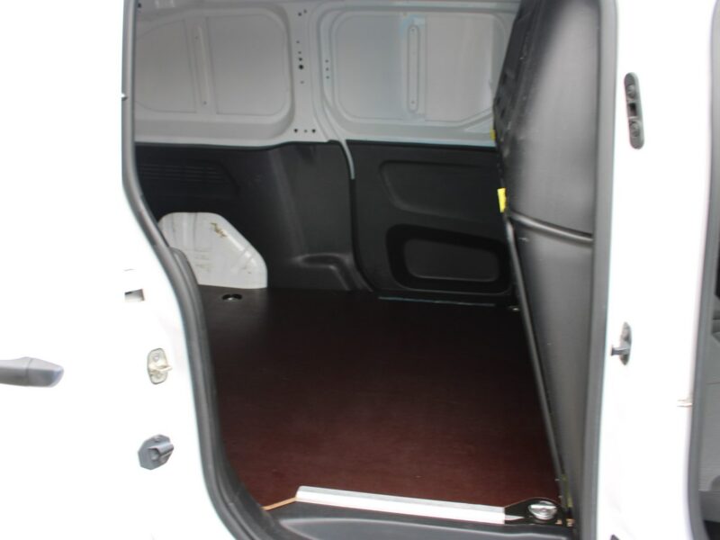 Opel Combo 3osob.XL EnJoy Vat-1 F-vat Salon Polska Gwarancja