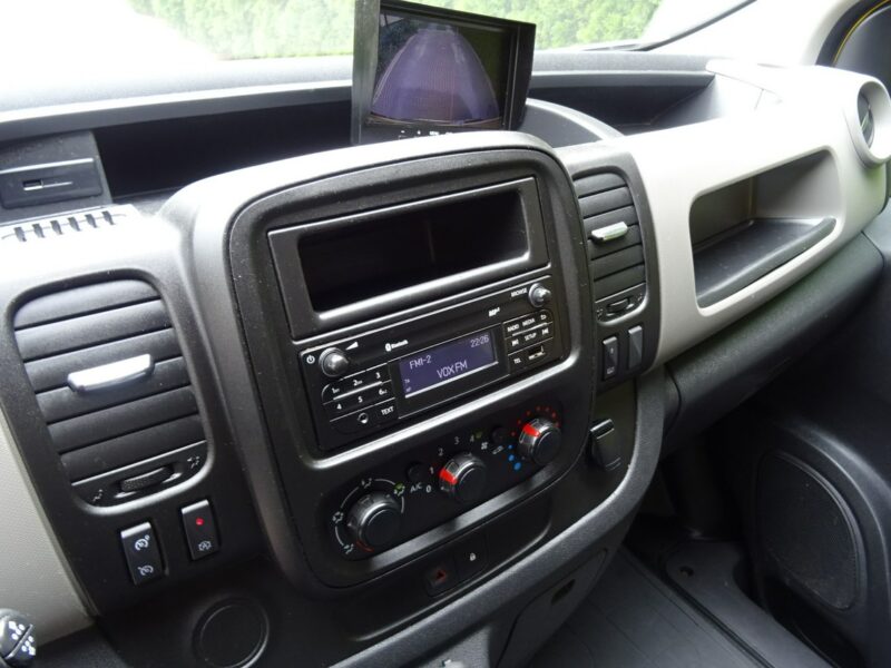 Renault Trafic Renault Trafic L2H1 furgon klima tylko 86000km Sprowadzony