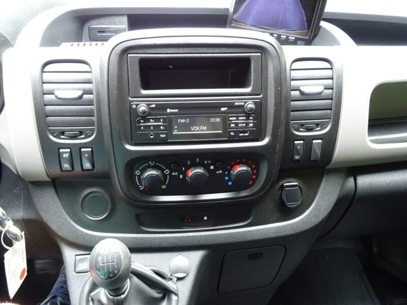 Renault Trafic Renault Trafic L2H1 furgon klima tylko 86000km Sprowadzony