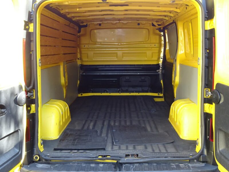 Renault Trafic Renault Trafic L2H1 furgon klima tylko 86000km Sprowadzony
