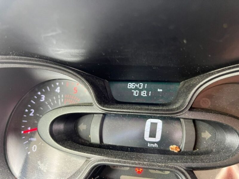 Renault Trafic Renault Trafic L2H1 furgon klima tylko 86000km Sprowadzony