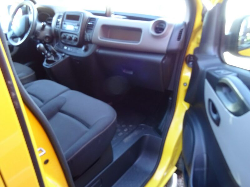 Renault Trafic Renault Trafic L2H1 furgon klima tylko 86000km Sprowadzony