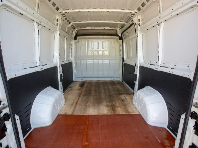 Peugeot Boxer L2H2 ŚREDNI 2.2 BlueHDI *PREMIUM*