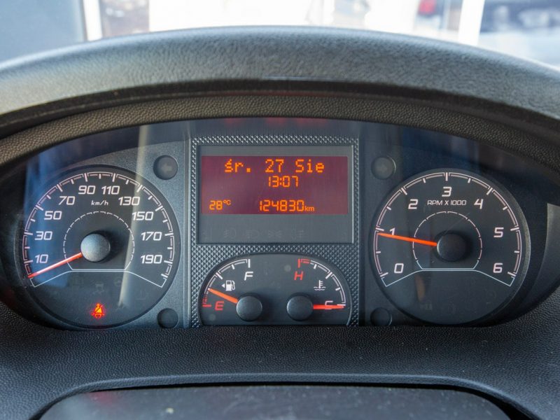 Peugeot Boxer L2H2 ŚREDNI 2.2 BlueHDI *PREMIUM*