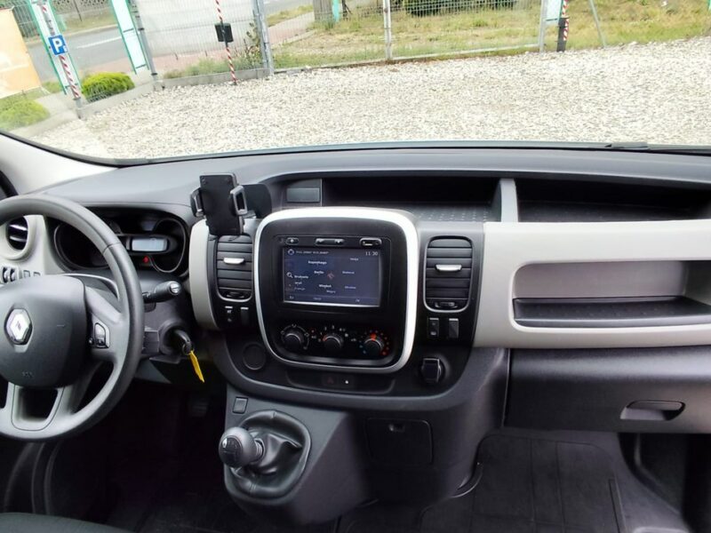 Renault Trafic Pack klim + navi