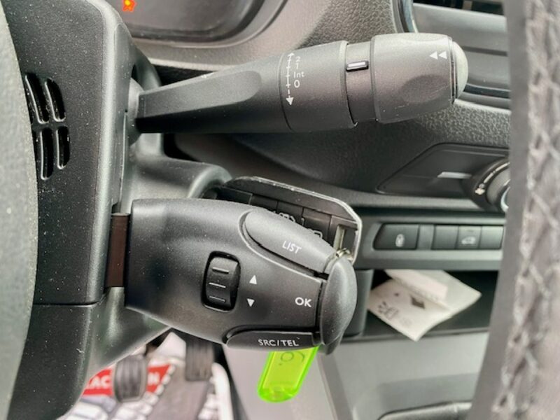 Toyota ProAce SALON PL / 1,6 - 95KM / KLIMA / tempomat / SERVIS / GWARANCJA