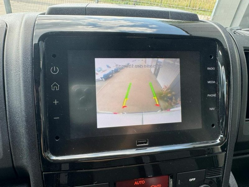 Fiat Ducato 2.3 L2H2 *ŚREDNI* Professional CHŁODNIA DO PRZEWOZU LEKÓW 15-25*C.