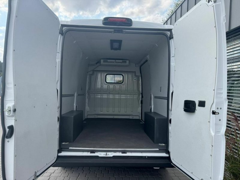 Fiat Ducato 2.3 L2H2 *ŚREDNI* Professional CHŁODNIA DO PRZEWOZU LEKÓW 15-25*C.