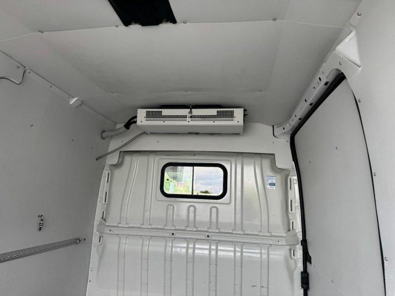 Fiat Ducato 2.3 L2H2 *ŚREDNI* Professional CHŁODNIA DO PRZEWOZU LEKÓW 15-25*C.