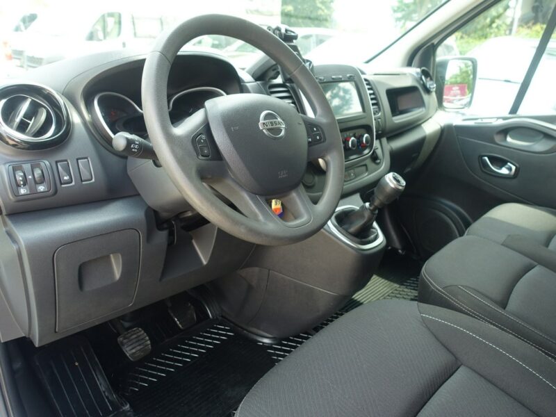 Nissan NV300 * R E Z E R W A C J A *