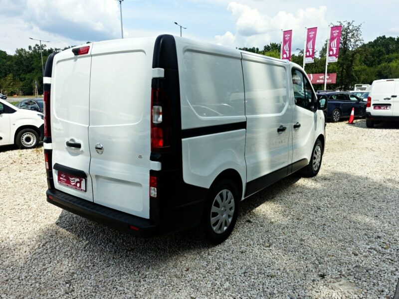 Nissan NV300 * R E Z E R W A C J A *