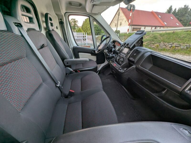 Citroen Jumper L2H2, kamera cofania
