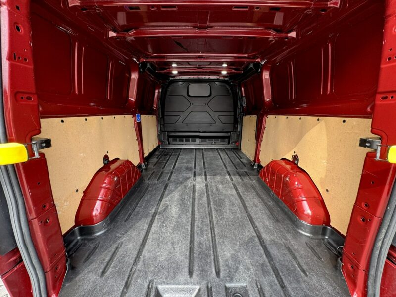 Ford Transit Custom 2.0 170 KM Bogato Wyposażony Salon PL Serwisowany Bezwypadkowy UNIKAT