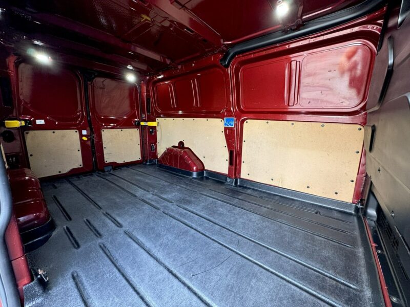 Ford Transit Custom 2.0 170 KM Bogato Wyposażony Salon PL Serwisowany Bezwypadkowy UNIKAT