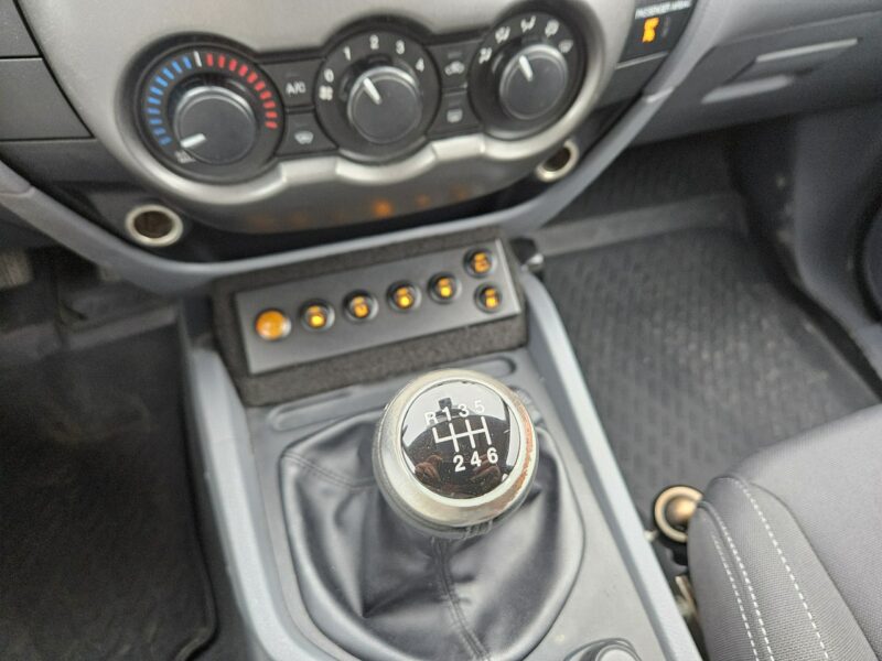 Ford Ranger 2.2 150KM FV 23% VAT-1 manual 4x4 ZABUDOWA warsztat BEZWYPADEK zadbany