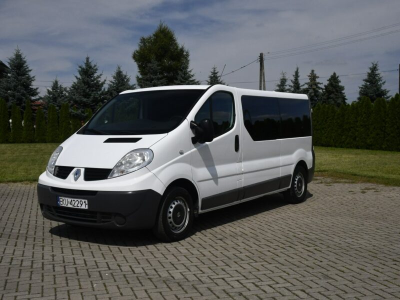 Renault Trafic 2,0dci 5 osób,zarejestrowany,klimatyzacja,DUDKI11