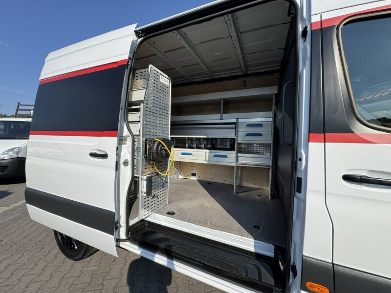 Mercedes Sprinter 319 CDI 3.0 V6 Automat Stan Unikat Full Opcja Warsztat Regały !!!