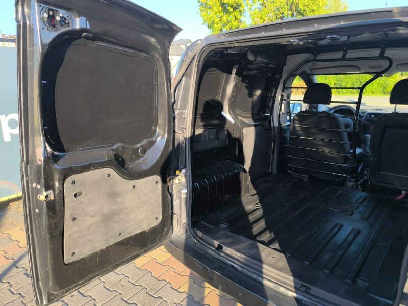 Fiat Fiorino 1.3MJTD 75KM Klimatyzacja drzwi boczne