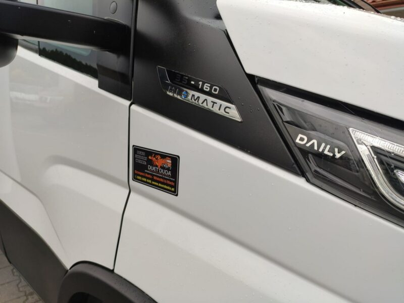 Iveco Daily 35S16S V Hi-Matic Tył na Poduszkach Drzwi Boczne Winda 750kg Przód Ledy 2020r