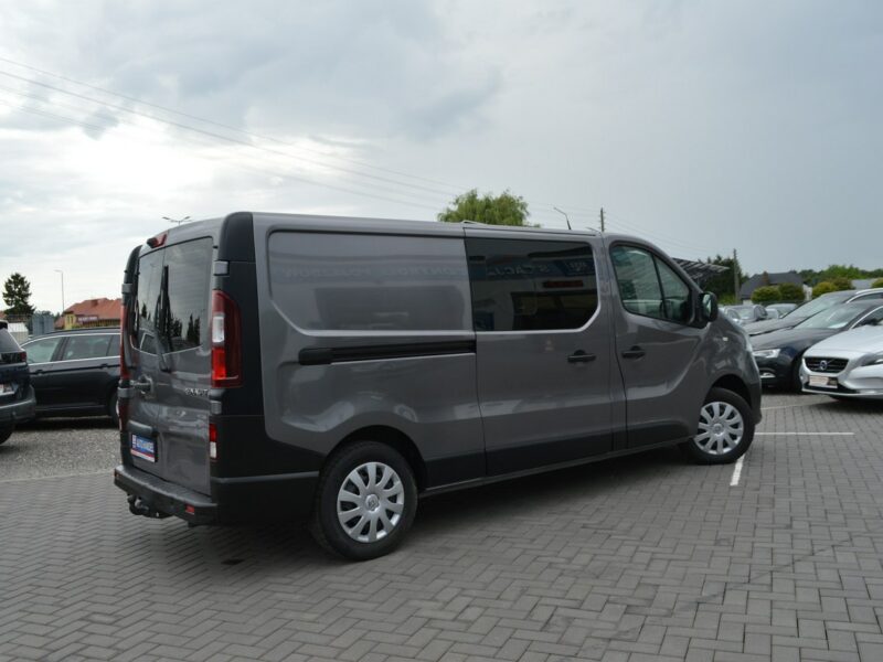 Renault Trafic 1.6 dCi LONG 2xBoczne drzwi 5-osób Navi Kamera 174tys.km F-VAT