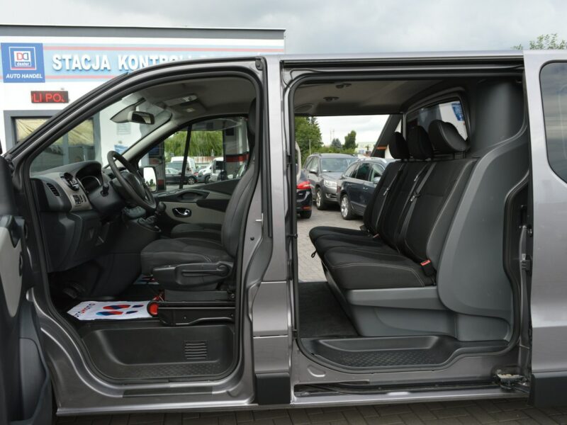 Renault Trafic 1.6 dCi LONG 2xBoczne drzwi 5-osób Navi Kamera 174tys.km F-VAT