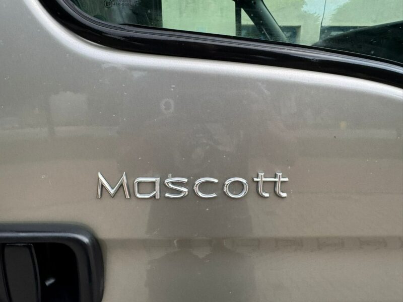 Renault Mascott Renault Mascott 3.0DCi 150-35 Klimatyzacja Winda Kontener Kamera Hak!